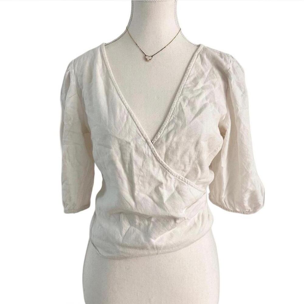 Abercrombie & Fitch White Blouse summer supper lightweight open back size small